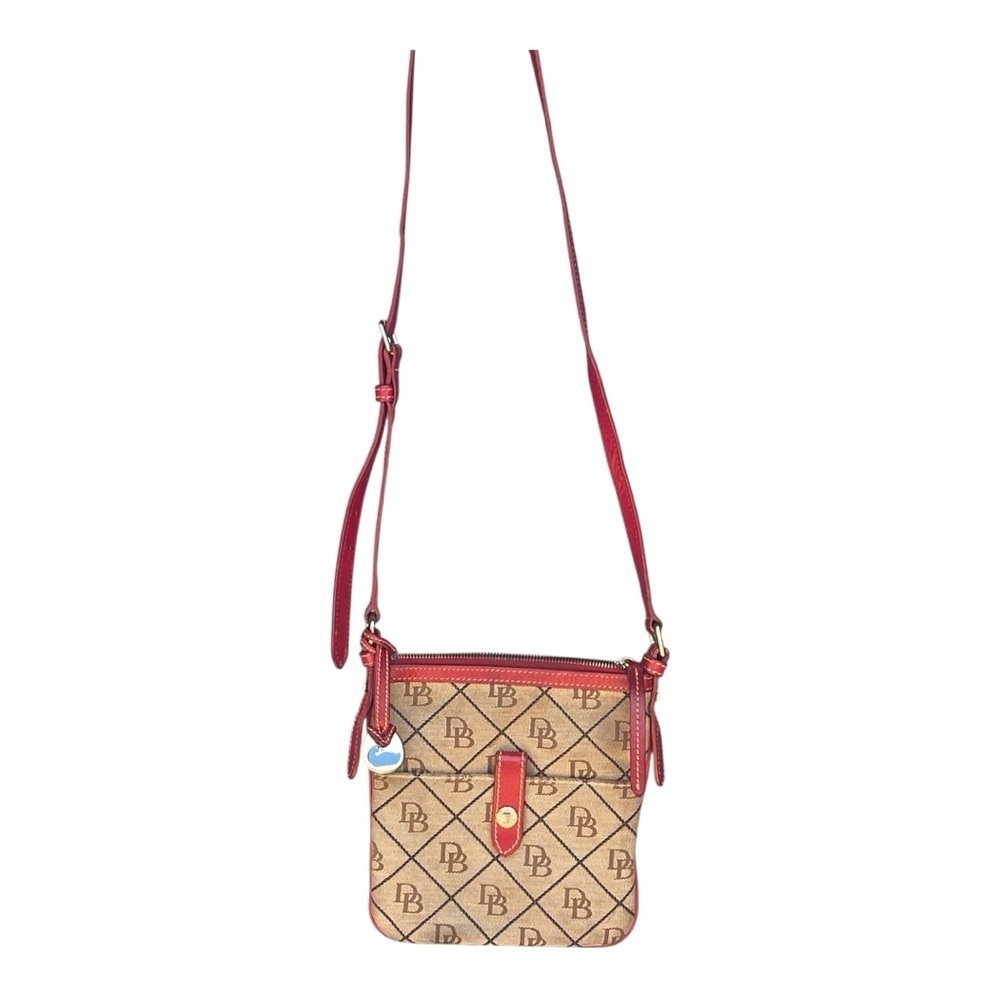 Dooney & Bourke Monogram Red and Tan Crossbody Bag Y2K Letter Carrier Bag - Picture 2 of 9